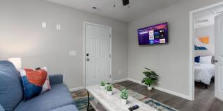 232 Jordan Lane Gallery 1