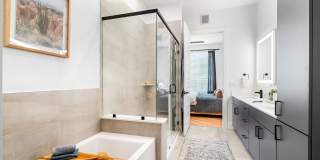 Caroline at Memorial Gallery 7