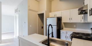 Penthouse level 1bed condo with private balcony Gallery 10