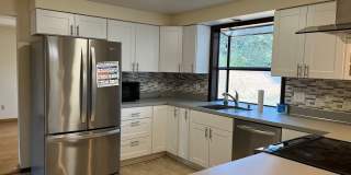 Beautiful One-Level Home with Sunroom, Vaulted Ceilings & Multiple Living Areas Gallery 8