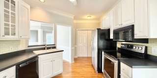 4 Bedroom On Quiet Cul-De-Sac in Adams Farm - Lawn Care Included! Gallery 11
