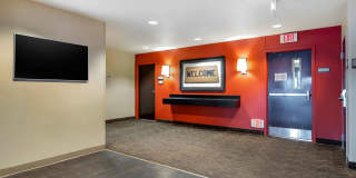 Chicago - Midway Gallery 14