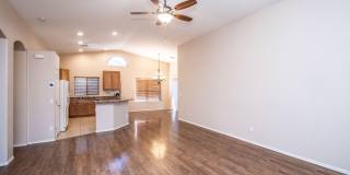 44629 W Santa Fe Avenue Gallery 6