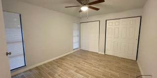 Beautiful Single Family Home! $2395/1085ft2-South Sarasota, 3-Bed/2-Bath, Fully Renovated: Annual Rental! Gallery 11