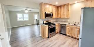 785 Coleman Street Southeast - 787 Gallery 1