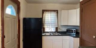 3 BR/1 BA Single-Family Home in St. Paul! Gallery 4