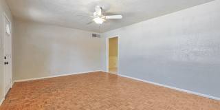 WALK TO ASU.  6 Bed 4 Bath right near campus Gallery 22