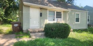 $949 - 2 bedroom / 1 bathroom - Single Family Home Gallery 1