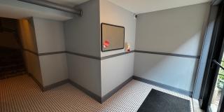 Nice 1 Bed w/Dining Room and Newer Kitchen and Bath at Roger's Glenwood District Gallery 9