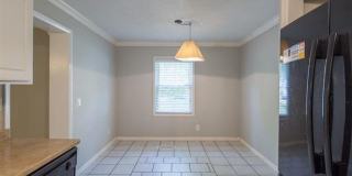 Sensational Three Bedroom Home Located in the Earlewood Community! Gallery 9