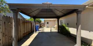 Three Bedroom Galt Home! Gallery 23