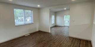 Renovated 5 Bedroom Home-Rare Find Gallery 7