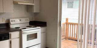 Washougal 2 Bedroom Townhome Gallery 19