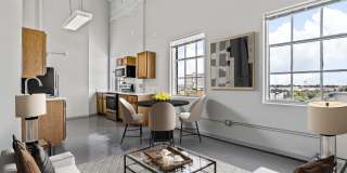 United Jewelers and Lee Hardware Apartments Gallery 4