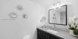 12505 NW 11th Lane 109, Miami, FL 33182 - 2436 Gallery 17