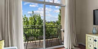 Charming 2BR Condo in Atlanta Gallery 10