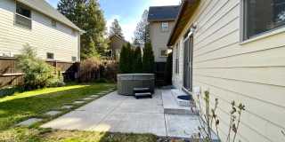 Warm & Inviting Home with Bonus Den in Prime SW Bend Location Gallery 39