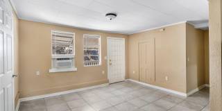 418 E AMELIA AVENUE Gallery 4