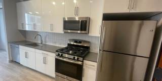 331 South Wells St. Gallery 1