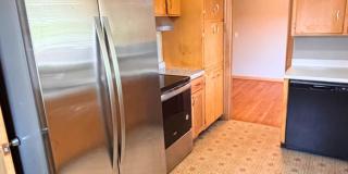 3-Bedroom House  with Garage and tons of storage! Gallery 11