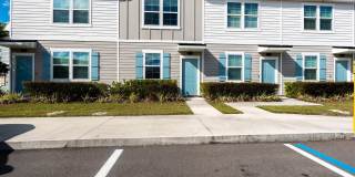 513 SPANISH OAKS Way Gallery 1