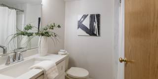 616 E 5th Avenue Gallery 23