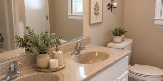 Spacious 3/4 Bedroom, 2 Bathroom Home with Garage and Basement on Holly Street Gallery 7