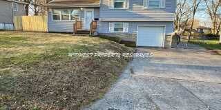 Charming 3 Bedroom Home with Finished Lower Level, Fenced Yard  1-Car Garage Gallery 1