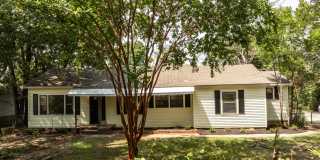 FREE MONTH RENT! Freshly Updated 3 Bedroom House FREE MONTH RENT! Freshly Updated 3 Bedroom House Gallery 1