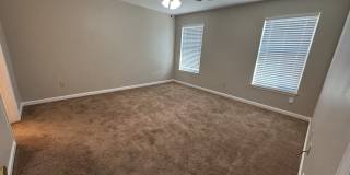 708 Chatham Court - 1 Gallery 17