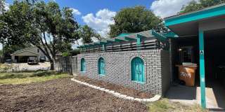 Room in 3 Bedroom Home in Austin Gallery 1