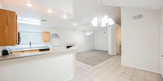 Gated Community townhome, with private garage Gallery 24