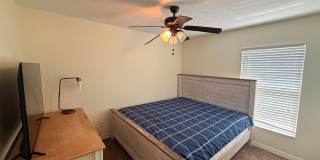 3 Bedroom / 2 Bath / POOL HOME - FULLY FURNISHED Gallery 13