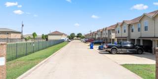 10001 Panther Way Gallery 23