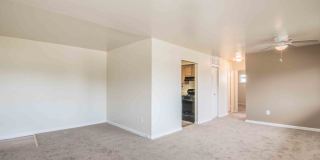 Greenlyn Apartments Gallery 6