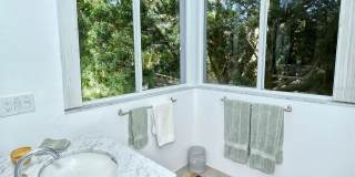 213 N WASHINGTON DRIVE Gallery 56