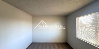Charming 2 bedroom 1 bathroom Apartment! Gallery 12