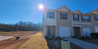 Like New Townhome in the heart of Newton Gallery 1