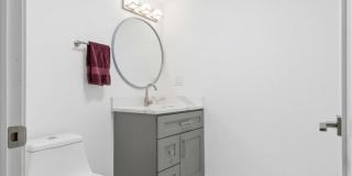 3424 W Beach Avenue Gallery 25