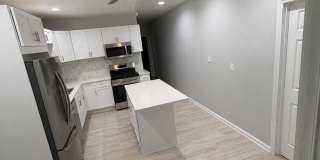 8835 S Commercial Avenue Gallery 3