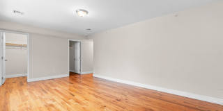 280 S 20th St Gallery 18
