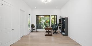 1513 OAKVIEW Drive Gallery 17
