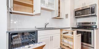 Large 1 bed in Brookline Gallery 7