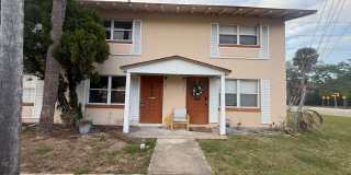 Beautiful 2 Bed 1.5 Bath Townhome AVAILABLE IMMEDIATELY! Gallery 7