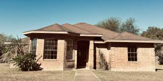 1305 James Circle Gallery 1