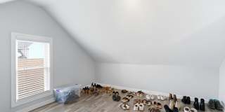 1374 Ida Avenue Gallery 24