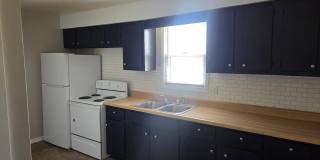 Remodeled 2 bed unit, ready for a new family Gallery 6