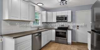 4 bedroom 2 bath on quiet street in Briarwood Gallery 12