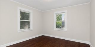 420 Plymouth Avenue Gallery 23