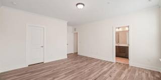 Modern, Spacious 2 Bed Townhome, Brier Creek Country Club, Golf course views! Gallery 18